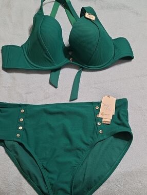 Time and Tru NWT Green swimsuit bikini top XL 16/18 , bottom Large 12/14